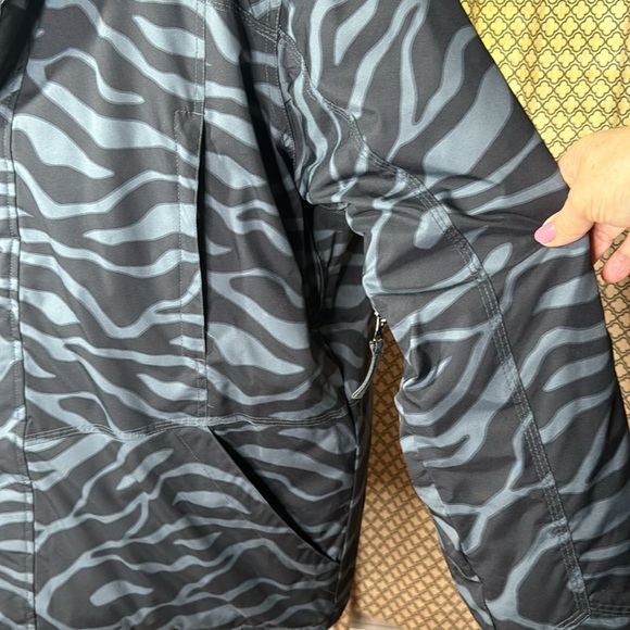 E 408 Ski Jacket - Picture 4 of 11